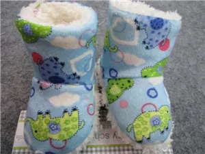baby shoes with cute pattern