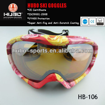 wholesale of China junior skiing goggles