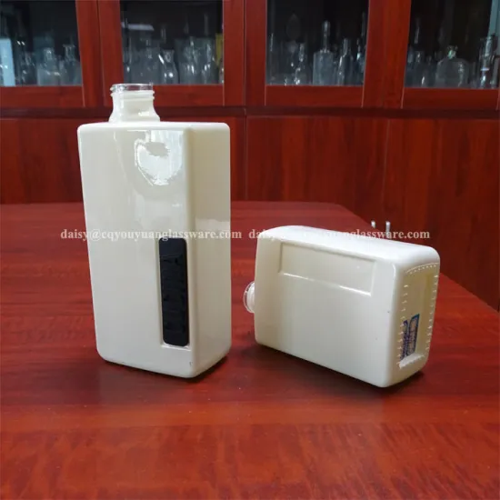 Beige color spray painting square liquor glass bottle flint 250ml