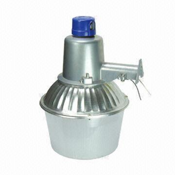 Die-casting Aluminum Housing Streetlight with E40 Base and IP65 Protection Rate