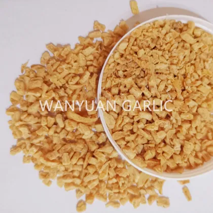 Crisp fried garlic in bottle
