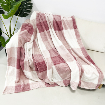 Customizable Super Soft Plaid Blankets Made of Polyester - Perfect for Winter Warmth