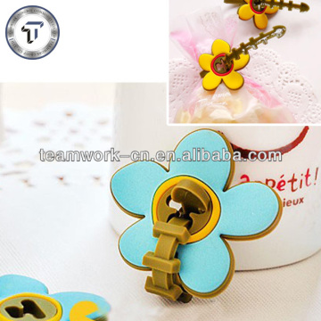 Lovely reusable sunflower silicone tie wrap