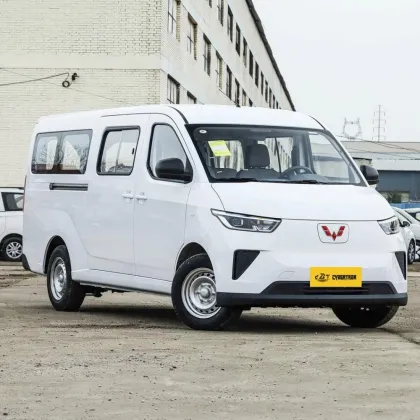 Wuling Yangguang 2026 330km/h Bus Comfort