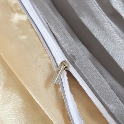 Luxurious Chinese Mulberry Silk Bedding Set