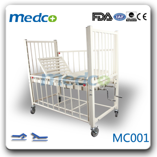 MC001 two cranks children hand control hospital bed with wheels