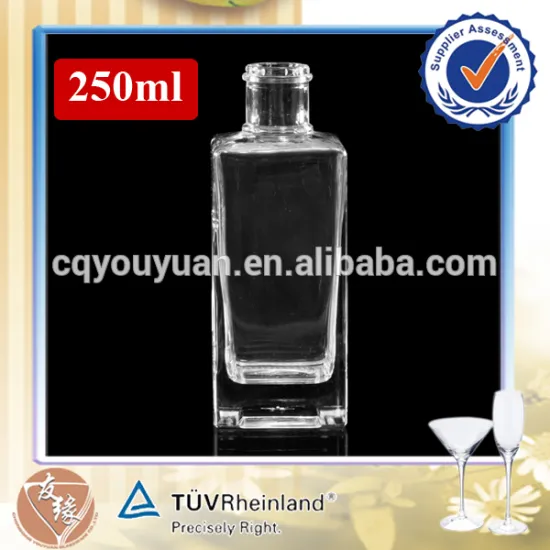 Custom made empty glass liquor square bottle in 250ml / 500ml