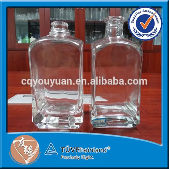 Machine Made Good Quality Flint Liquor Glass Bottle 750ML Clear French Square Glass Bottle
