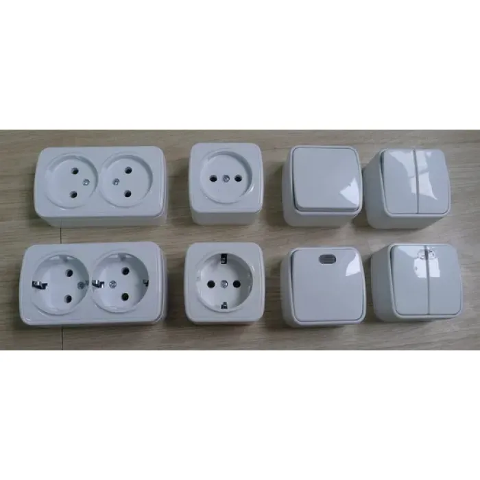 Stopkontak Telepon Numeris untuk Negara-negara Eropa Timur