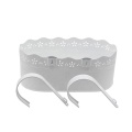 Pote de renda de metal oval com gancho