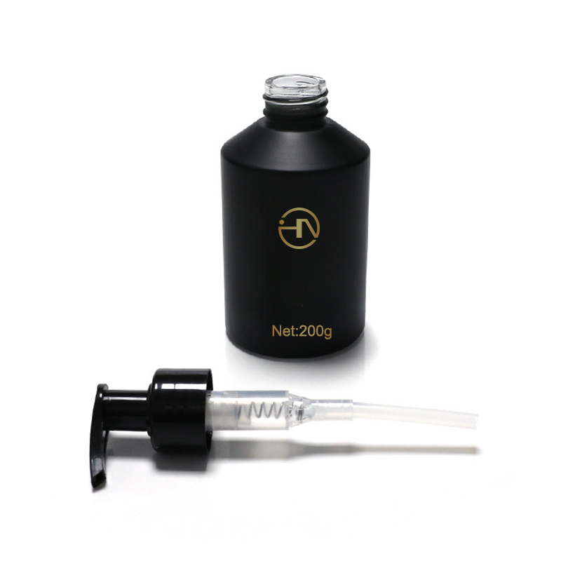 Empty 200ml glass shampoo bottles with pump