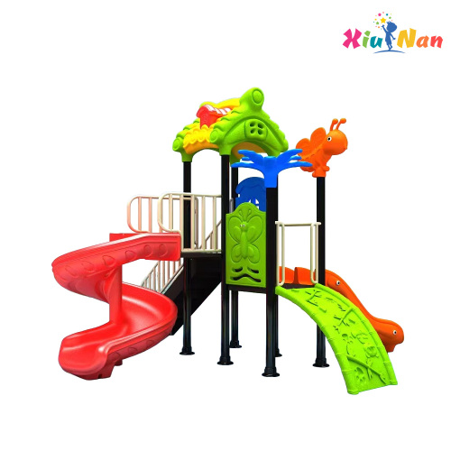 Conjunto de slides comerciais para playground infantil