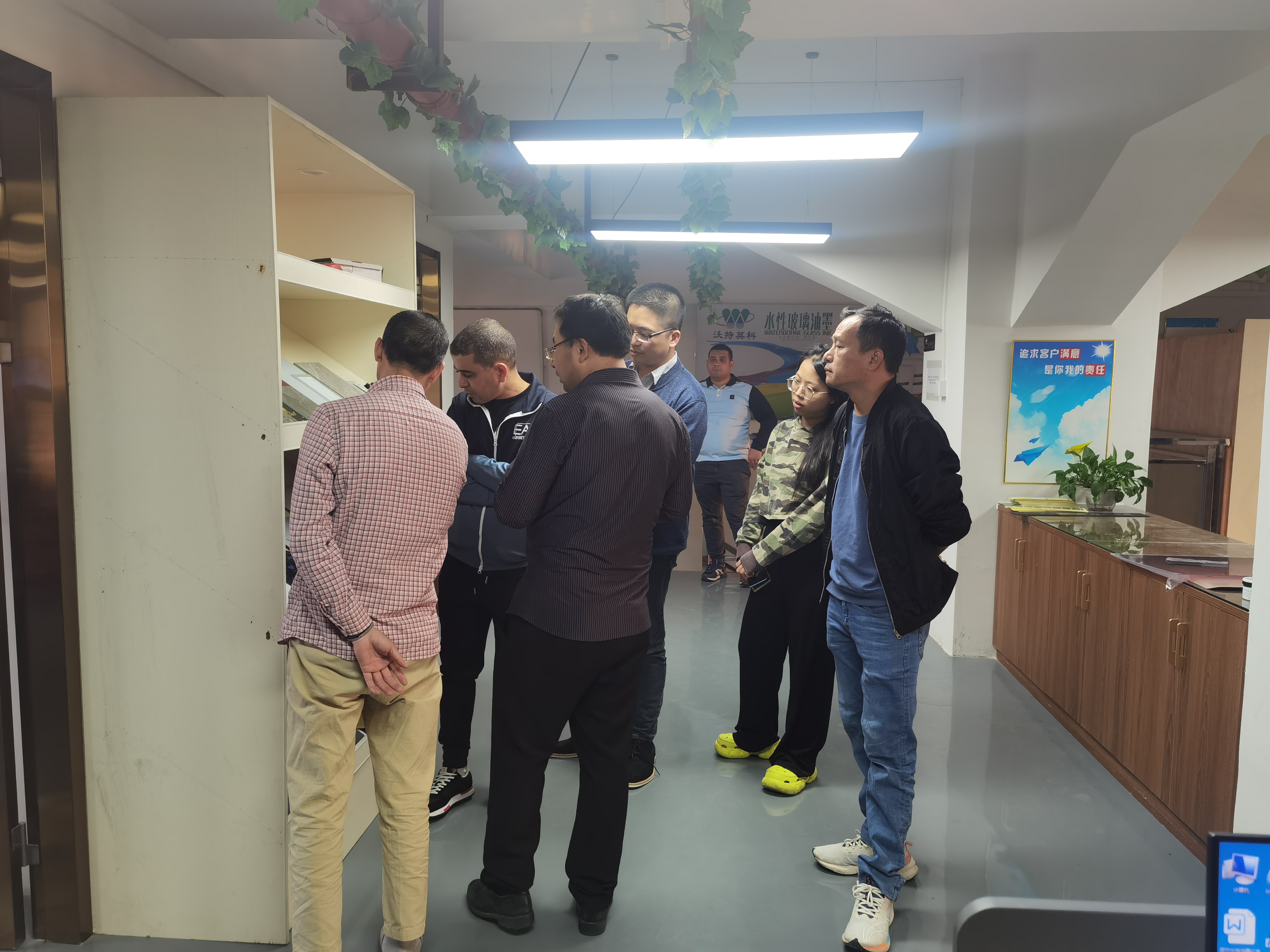 Algerian customers who met at China (Shanghai) International Screen Printing and Digital Printing Technology Exhibition then visited Lauer