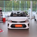 5 seater small gasoline car kia pegas