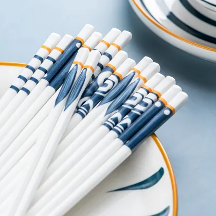 10 Pairs Japanese Hand Painted Bone China Ceramic Chopsticks Anti-Slip Sushi Hashi Chopsticks Set Household Porcelain Tableware