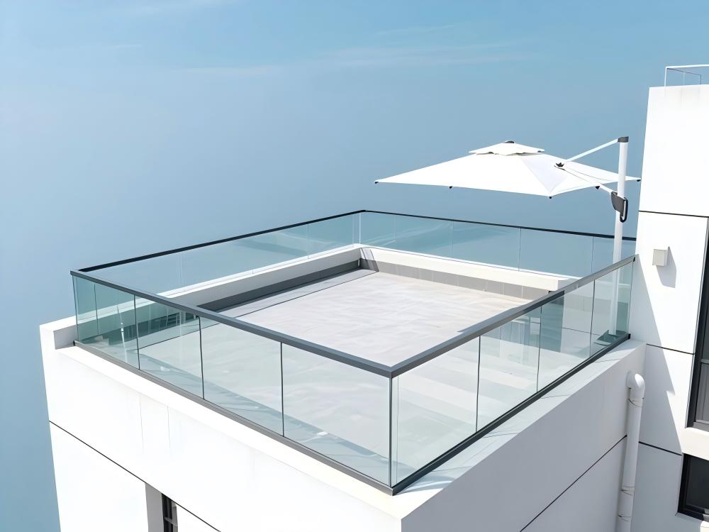 Balustrade transparent laminated glass