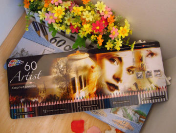 60 pcs colored pencil set/60 colors pencil in metal box/Charcoal color pencil /kids gifts