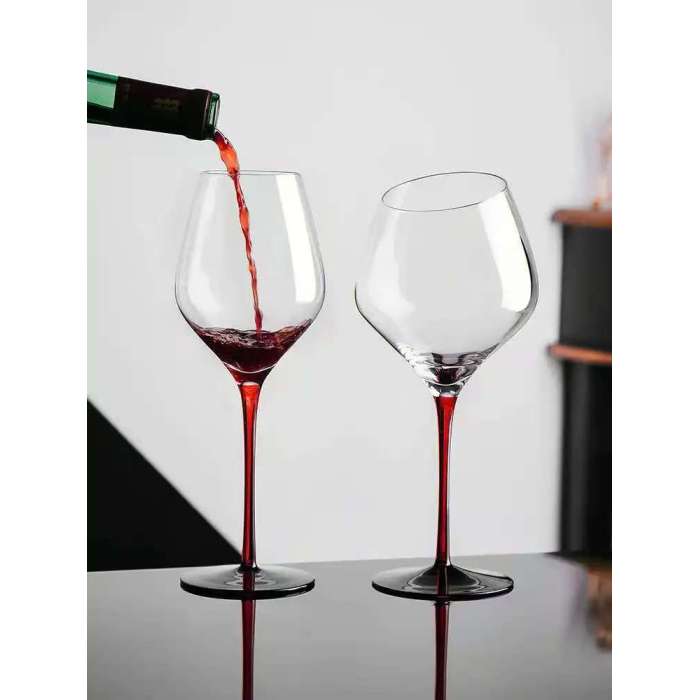 Copas de vino de gran tamaño