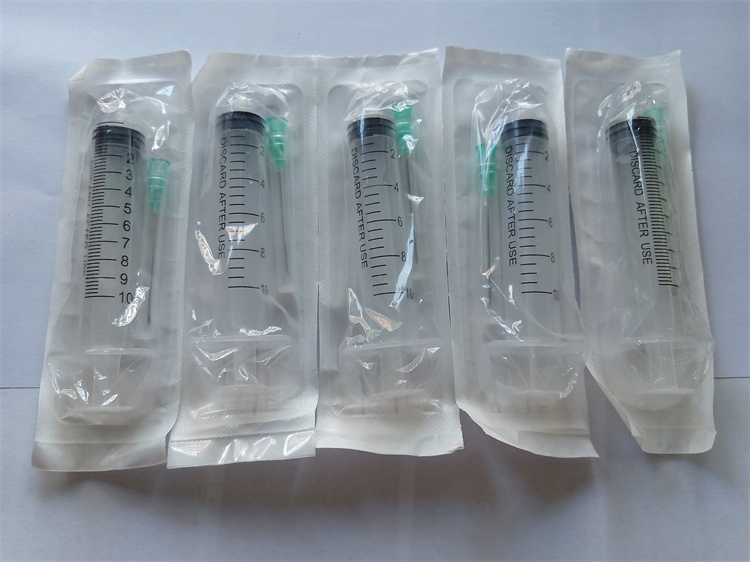 Single Use Syringe With Needle