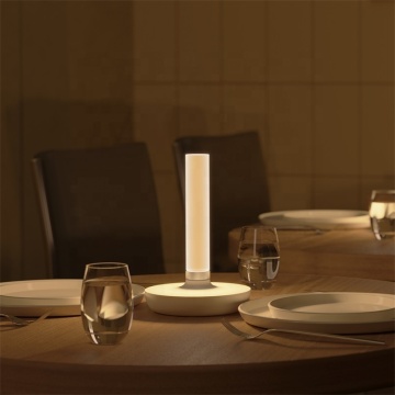 Wholesale Customized Home Goods: Vases & Rechargeable Hotel Table Lamps