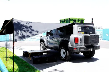 4x4 Off-Road Roof Rack & Sun Shade Accessories