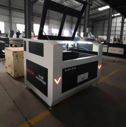 co2 laser cutting machine  80W reci