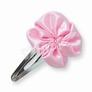 Pink Hair Clip, Widely Used to Prettify Ladies, Girls, Children or Babies Hair, Measures 46 x 46mm