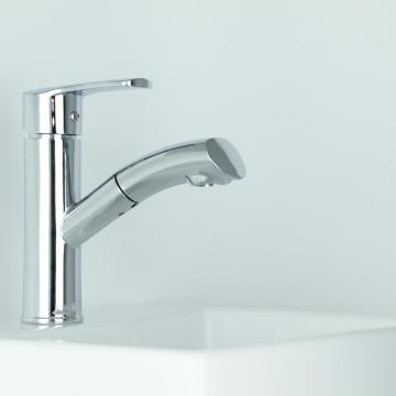 Zinc Chromed Pull Out Deck Mounted Basin Faucet