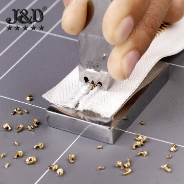 DIY Leather Tools: Zipper Tooth Remover for No.3 and No.5 Zippers without Sticking Teeth