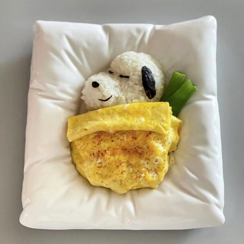 Creative Style Small Pillow Plate