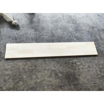hebeiに積み込む前の木製の床検査