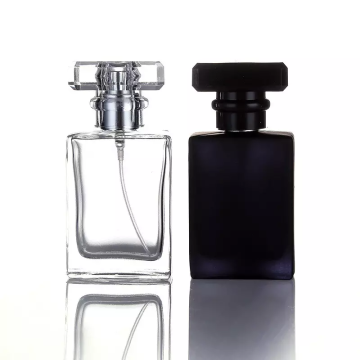 Butelka perfum z pompką z zakrętką akrylową