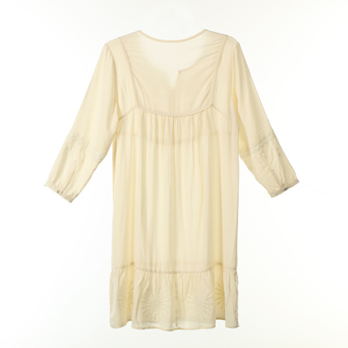 Blus Viscose Padat Daur Ulang dengan Emb