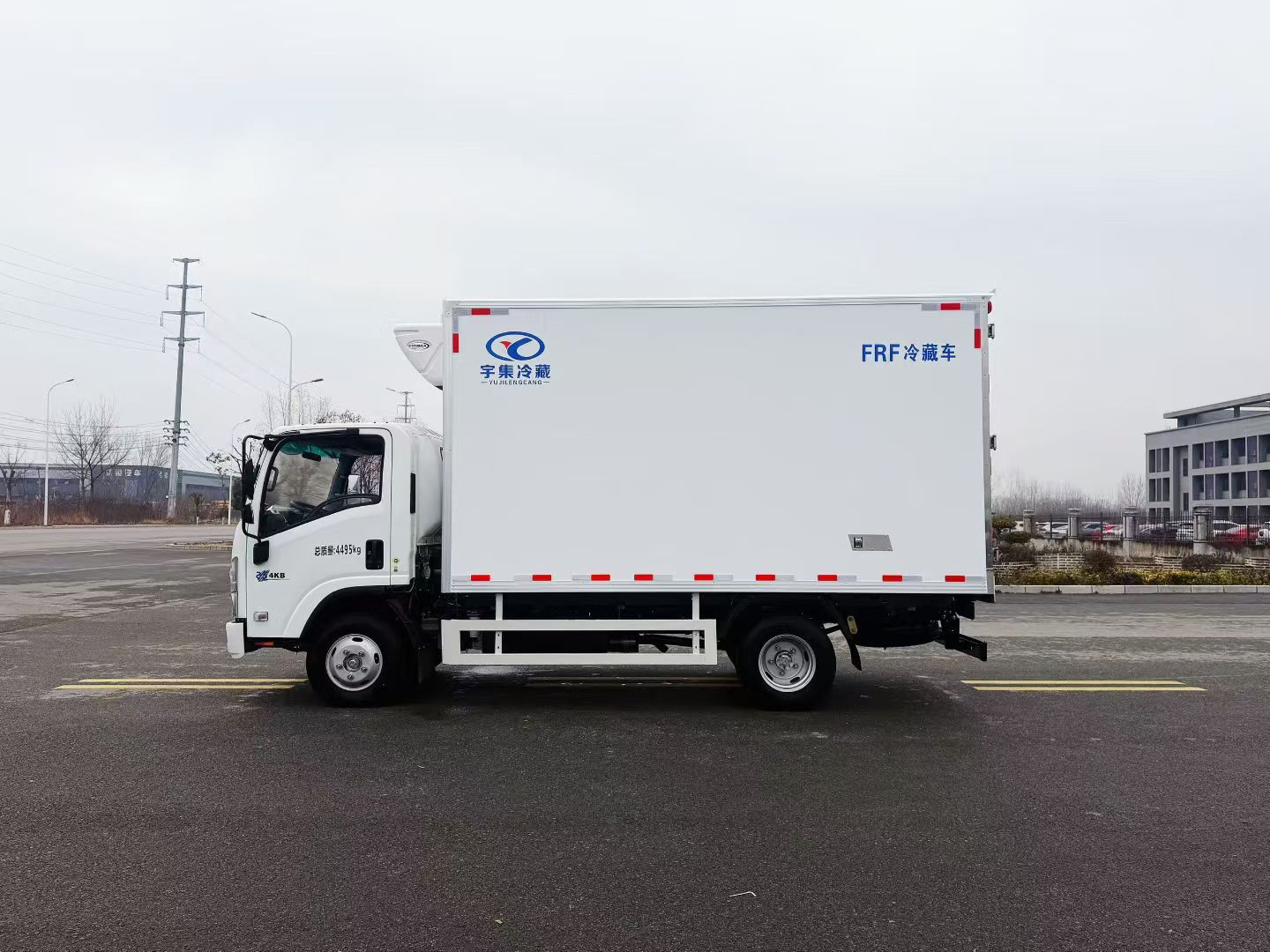 Isuzu refrigerated truck price