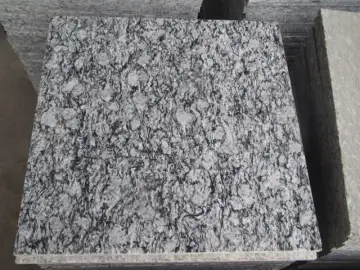 Spray White Granite White Granite Tile on Sale