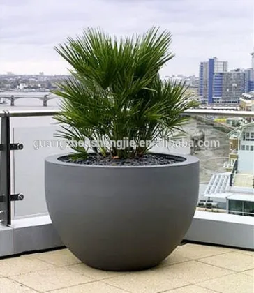 Guangzhou Factory wholesale Giant flower pot/custom flower planter
