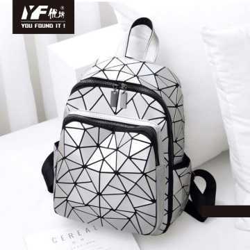 Sac à dos de randonnée imperméable triangle personnalisé en cuir PU