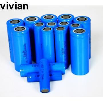 Cylindrical Li-ion Battery 18650 with 2200mAh.