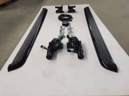 Electronic side step for 2023 Range Rover