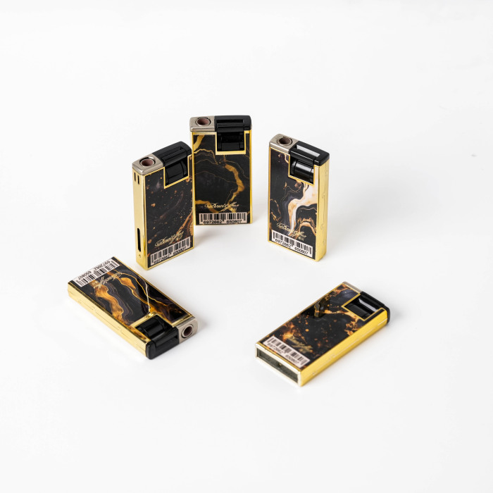 Isqueiro de luxo com luz de mármore preto dourado