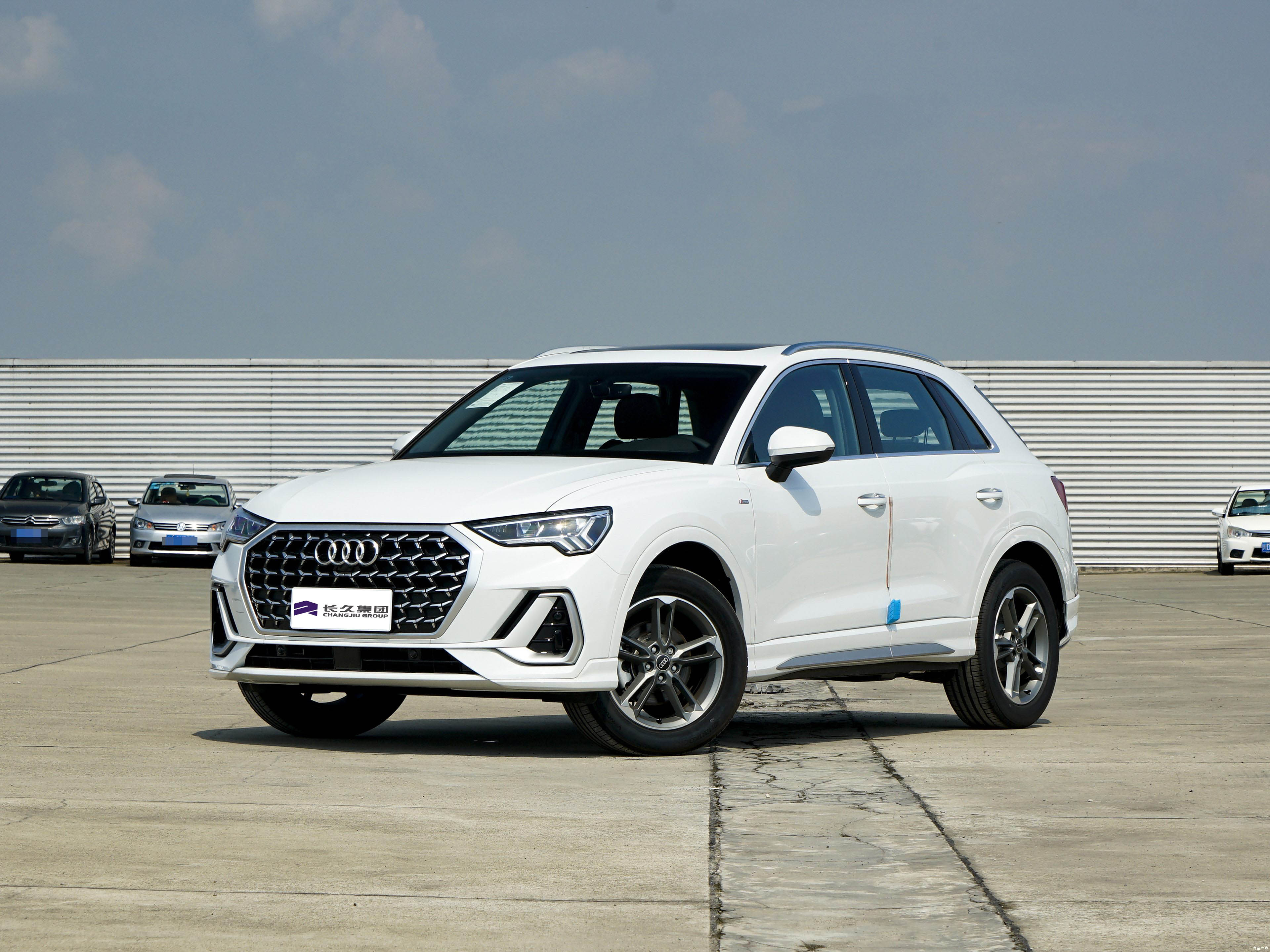 2024热门销售奥迪Q3便宜SUV