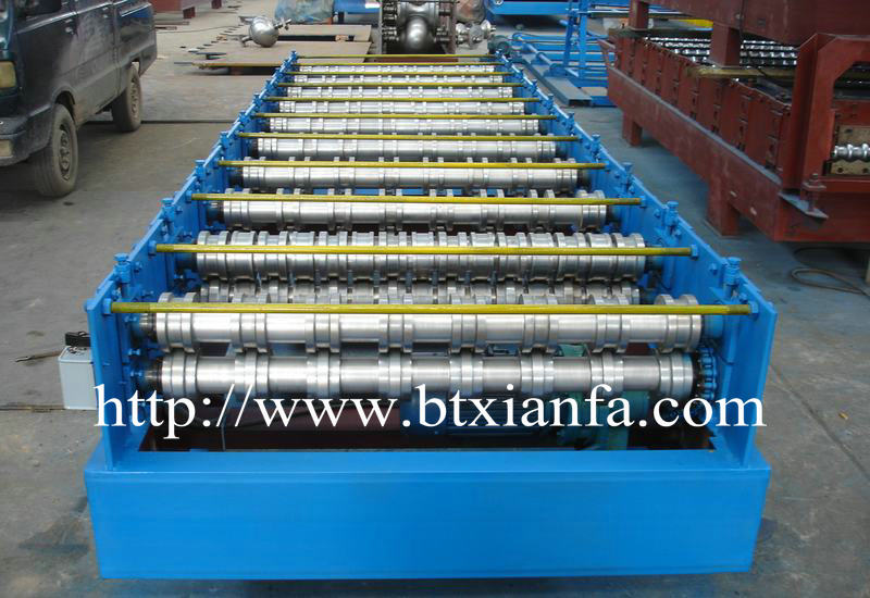 roll forming machine