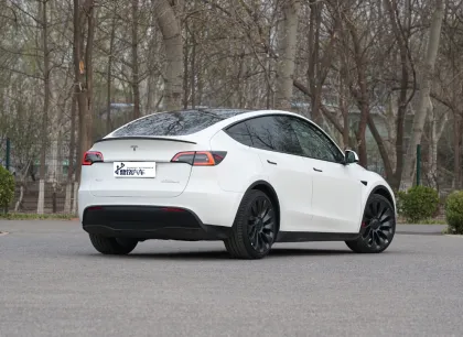 In Stock Wholesale: 5-Seater Used Electric Vehicles - Tesla Model Y EV SUV 305KM