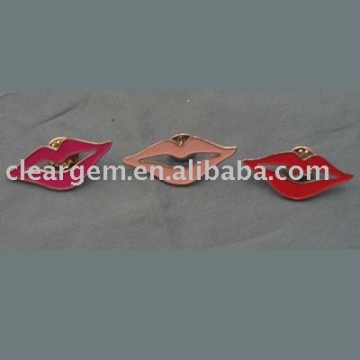 brooch