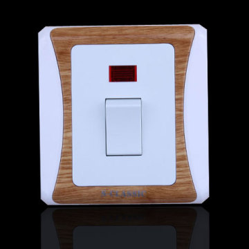 20A kayu switch dengan lampu