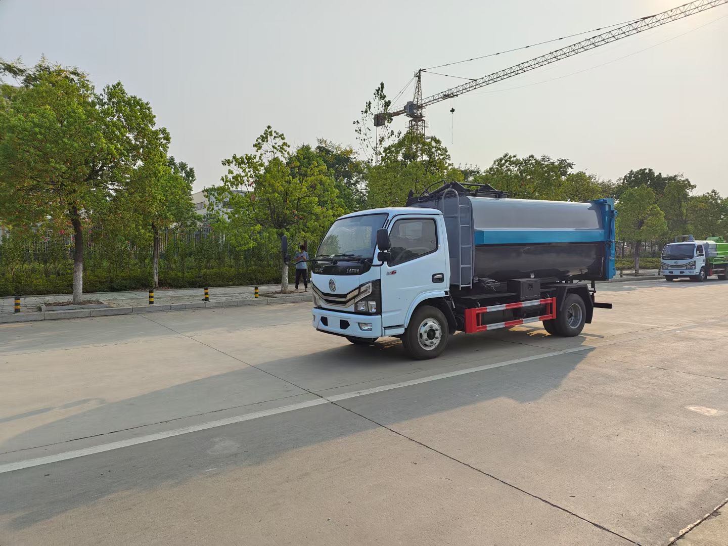 Modern Waste Collection and Compression Technology