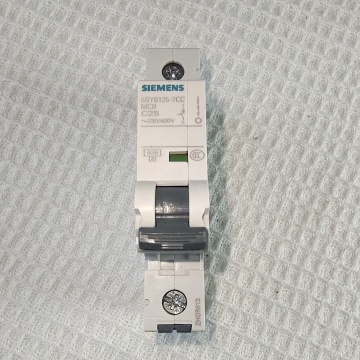 Siemen 5SY6106-7CC Miniature Circuit Breaker 400V 6kA - New Original Stock