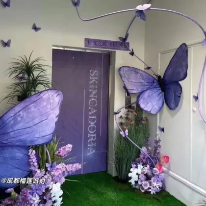 Wire frame satin paper spray-painted butterfly crafts