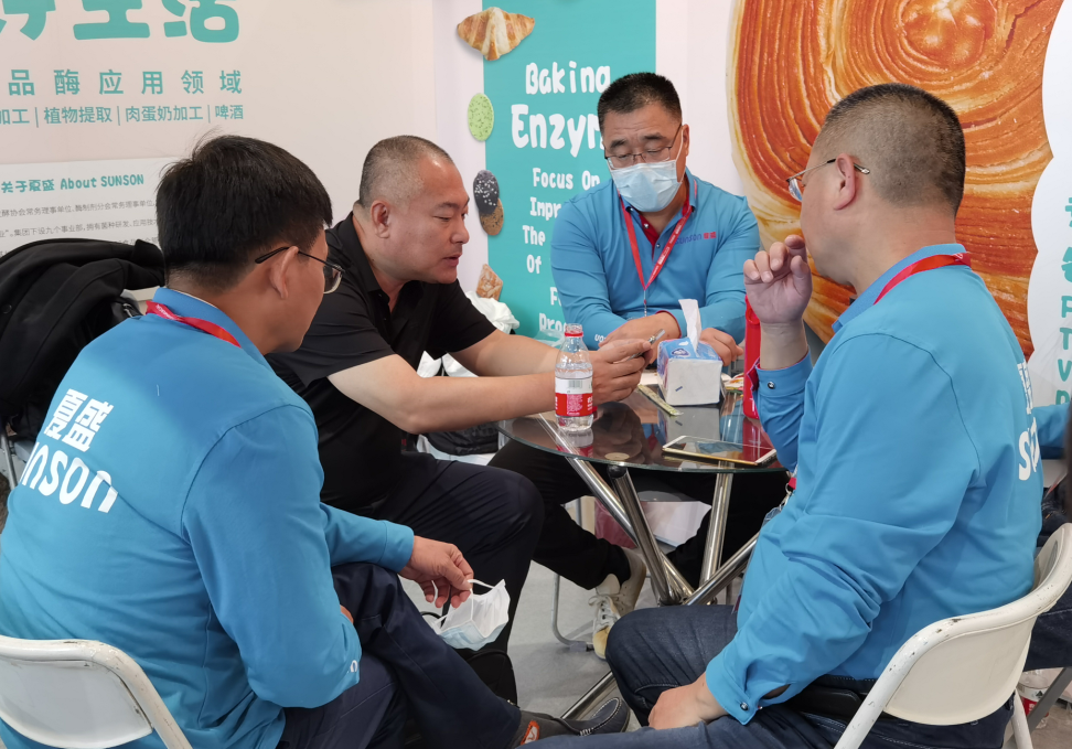 2020Shanghai baking exhibition Customer at the booth discussing new applications