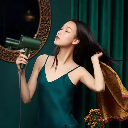 SHOWSEE A5 Anion Hair Dryer: Professional Quick-Dry Hair Care